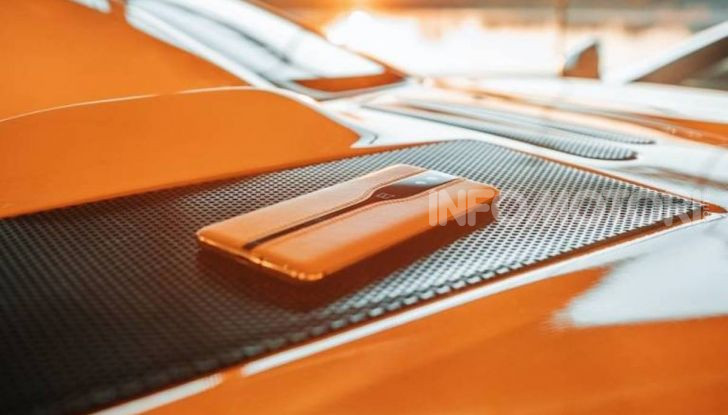 OnePlus Concept One: lo smartphone McLaren con le fotocamere invisibili - Foto 1 di 5