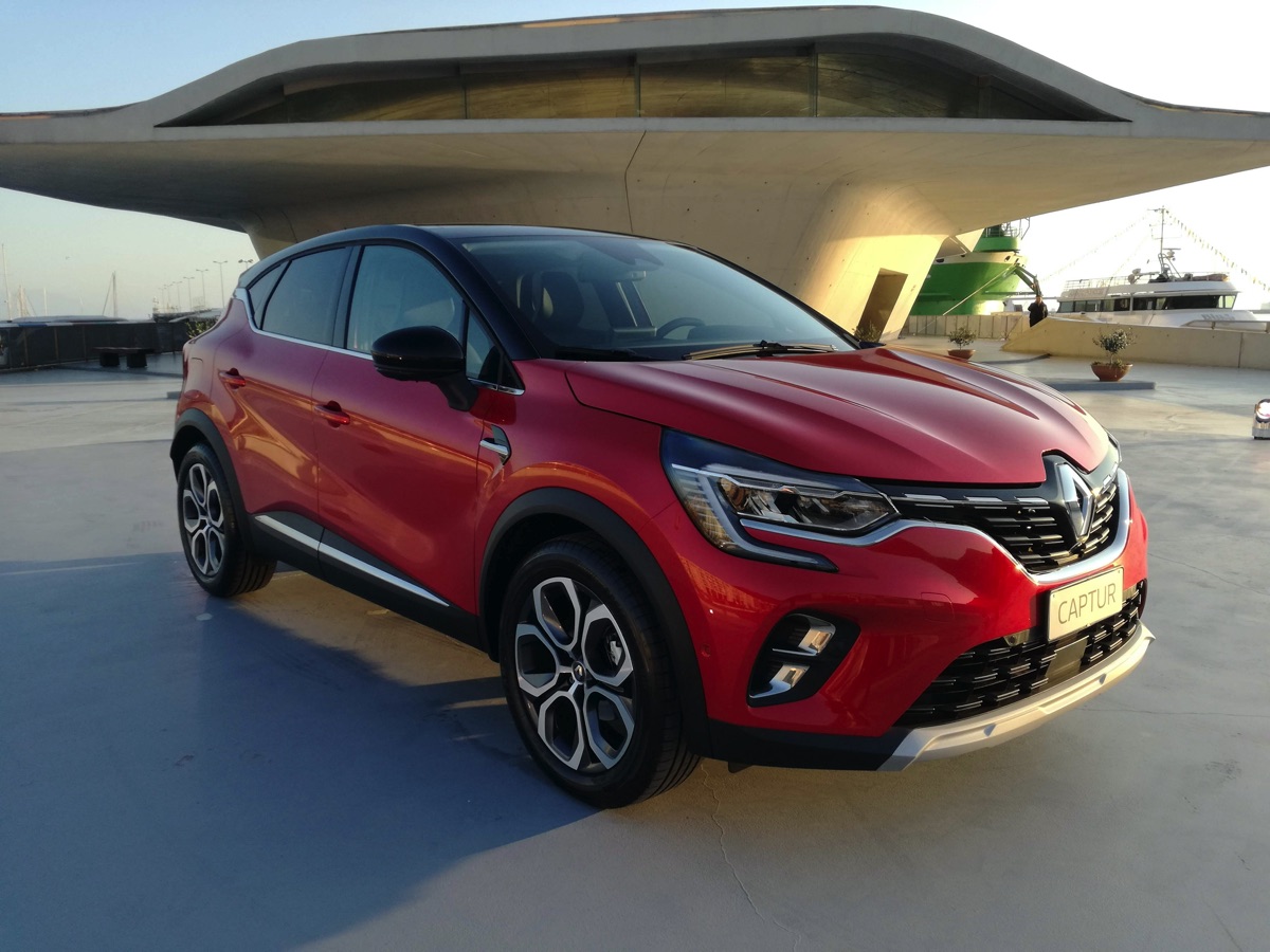 Prova Nuova Renault Captur 2020 Il Restyling Perfetto Infomotori