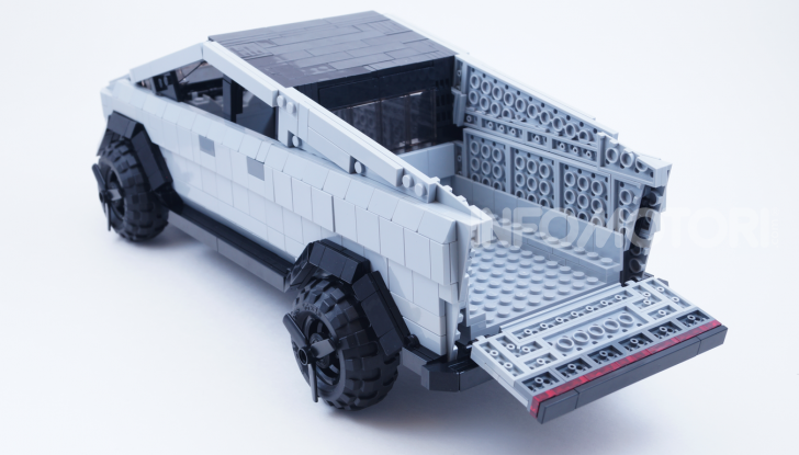 Tesla Cybertruck Lego