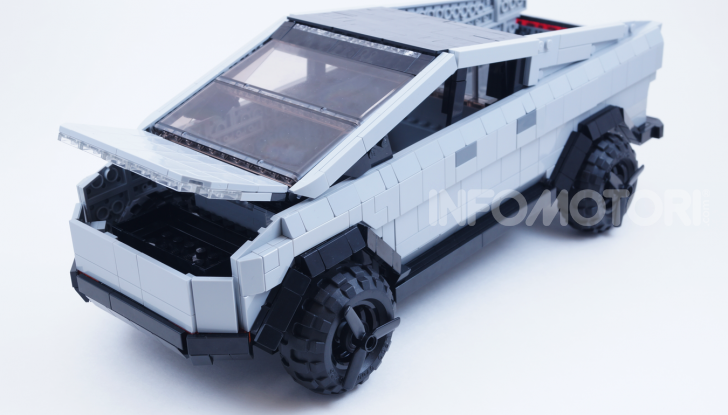 Tesla Cybertruck Lego