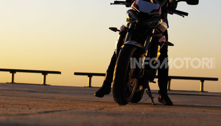 Il 2020 di Triumph si apre col lancio della nuova Street Triple S - Foto 24 di 35