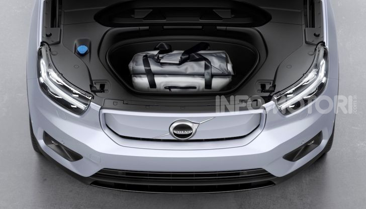 Volvo XC40 Recharge P8, la prima elettrica pura del marchio svedese - Foto 12 di 14