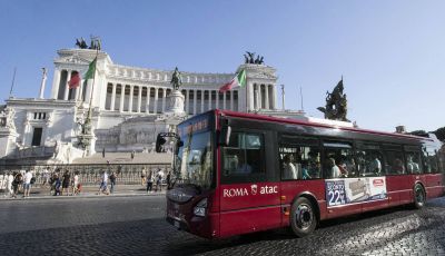 Roma: gli abbonamenti Under-16 a bus e metro scontati nel 2020