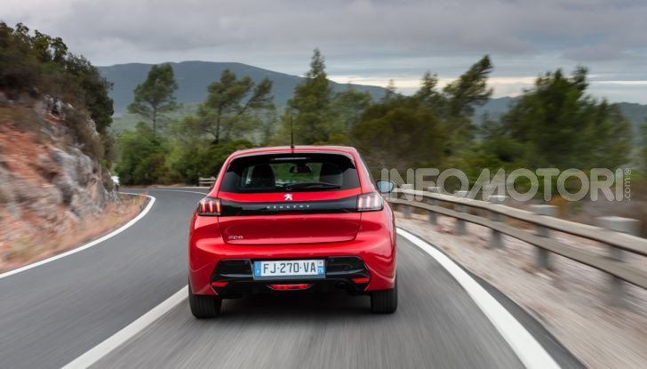 Peugeot 208 Allure Navi Pack