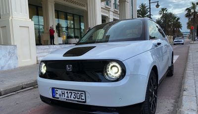 [VIDEO] Prova nuova Honda E: la citycar elettrica tutto divertimento!