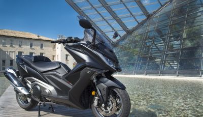 Kymco AK 550 ABS MY 2020: il maxi scooter ancora più potente e tecnologico