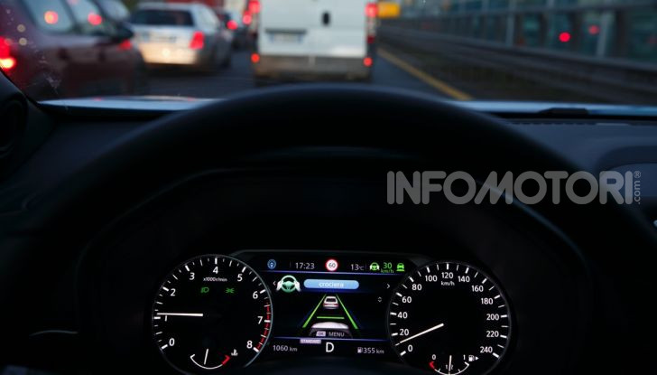 Prova su strada Nissan Juke 2020, più convenzionale e tecnologica - Foto 22 di 23