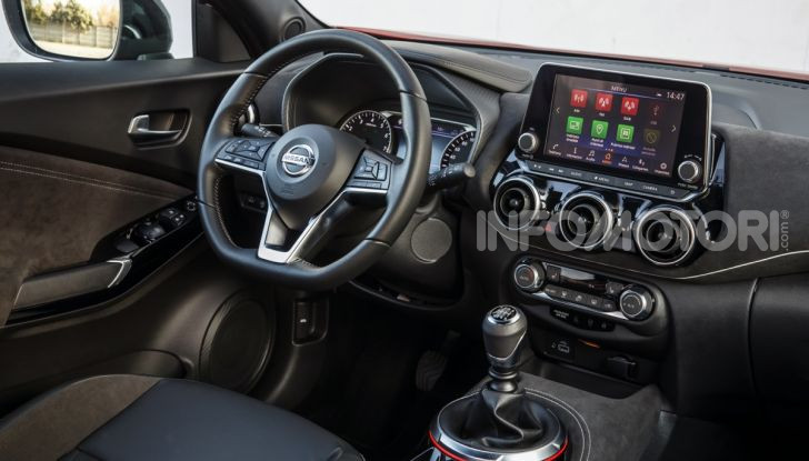 Prova su strada Nissan Juke 2020, più convenzionale e tecnologica - Foto 7 di 23