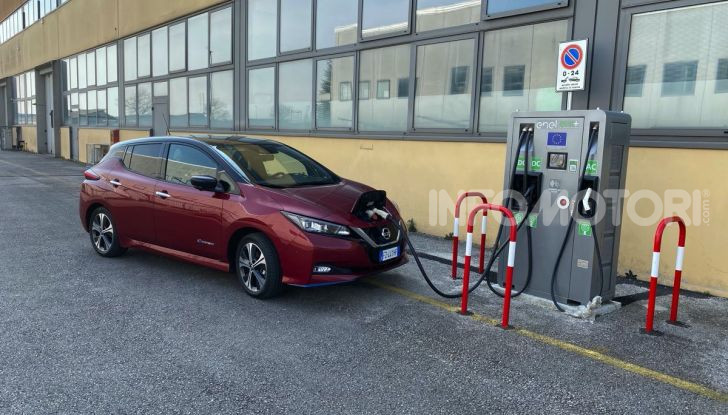 Nissan Leaf e+ 62 kWh prova su strada: prestazioni, autonomia e prezzi - Foto 19 di 37