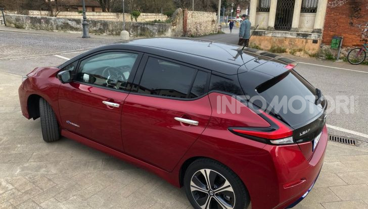 Nissan Leaf e+ 62 kWh prova su strada: prestazioni, autonomia e prezzi - Foto 30 di 37