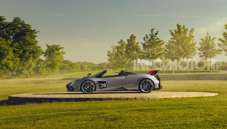 Pagani Roadster BC: V12 e 850 CV - Foto 27 di 47