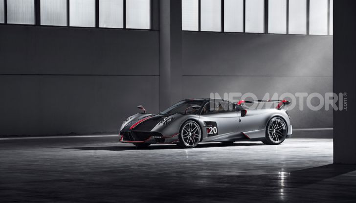 Pagani Roadster BC: V12 e 850 CV - Foto 32 di 47