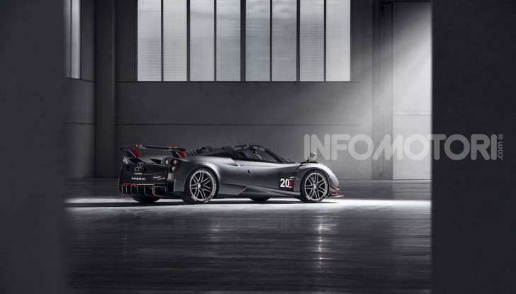 Pagani Roadster BC: V12 e 850 CV - Foto 36 di 47