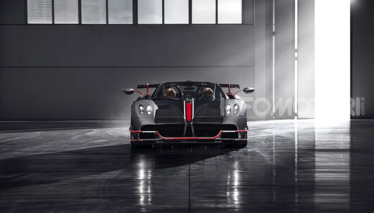 Pagani Roadster BC: V12 e 850 CV - Foto 40 di 47