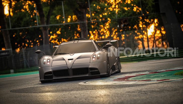 Pagani Roadster BC: V12 e 850 CV - Foto 46 di 47