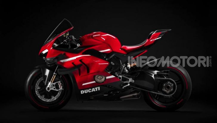 Ducati Superleggera V4: numeri da record per una moto da sogno - Foto 4 di 13