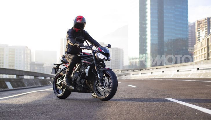 Triumph Street Triple R 2020: aggressiva nelle prestazioni e nel prezzo - Foto 9 di 15