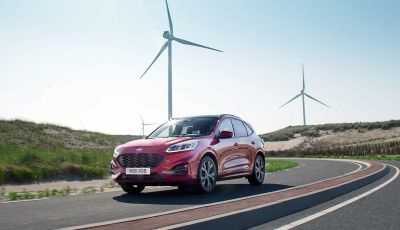 Nuova Ford Kuga 2020: il SUV dell’Ovale Blu vira verso l’elettrico