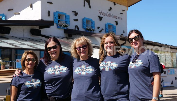 Land Rover Velar raduno per Amatrice