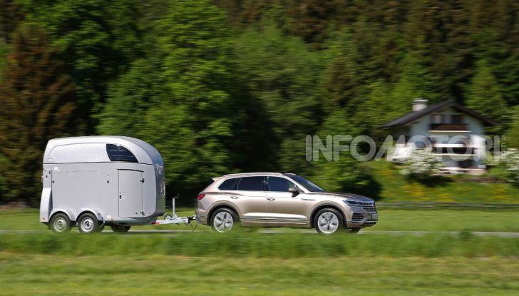 Volkswagen Trailer Cavalli Roma