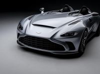 Aston Martin V12 Speedster: ispirata ai caccia