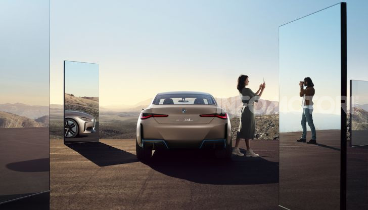 BMW Concept i4: la prima gran coupé 100% elettrica del brand tedesco - Foto 1 di 16