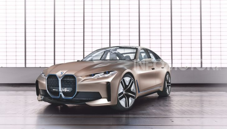 BMW Concept i4: la prima gran coupé 100% elettrica del brand tedesco - Foto 5 di 16