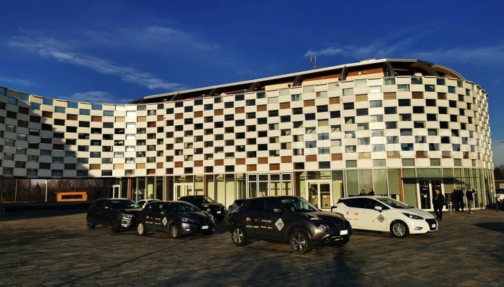 Guida sicura: le regole che è bene ricordare per evitare incidenti - Foto 2 di 25