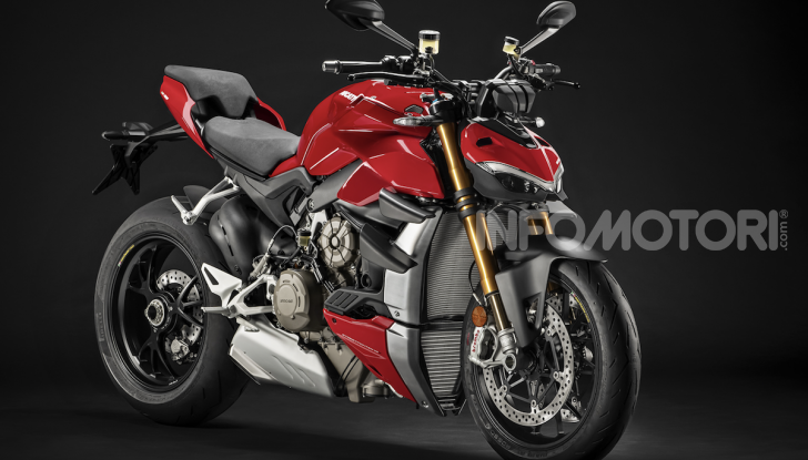 Ducati Streetfighter V4, la power naked dalla doppia personalità - Foto 8 di 16
