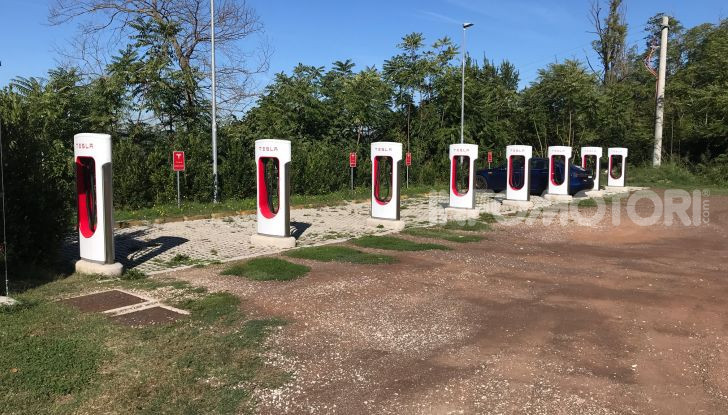 Autostrade per l’Italia dopo Anas ed Aiscat promette piani per ricariche auto elettriche in autostrada - Foto 4 di 11
