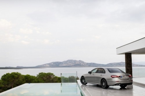 Mercedes Italia: riparazioni urgenti garantite nonostante il Coronavirus - Foto 13 di 19