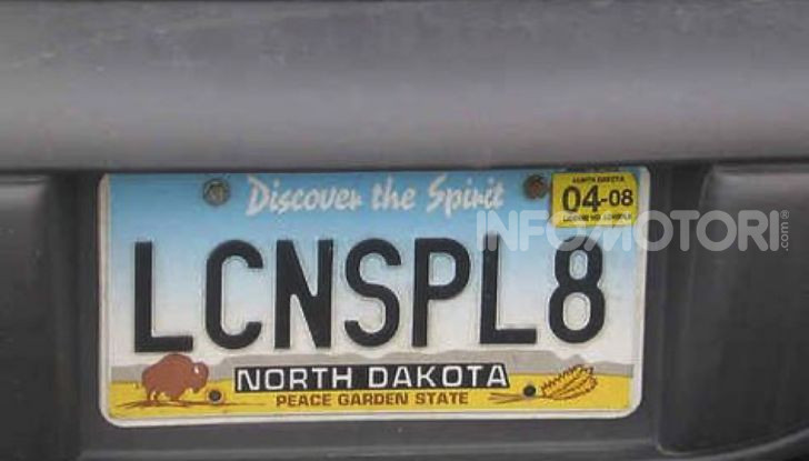 Targhe auto personalizzate, nel Vermont arrivano quelle con le Emoji - Foto 5 di 15