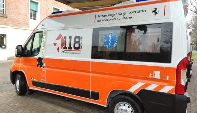 Ferrari regala un’ambulanza al 118 di Modena per combattere il virus