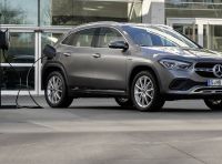 Mercedes GLA 250e 2020: il SUV della Stella ora ibrido plug-in