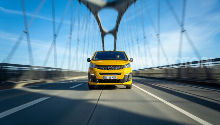 Opel Vivaro-e: il van elettrico con grande autonomia e capacità di carico - Foto 3 di 14