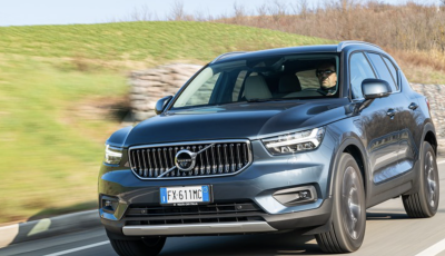 Volvo XC40 Recharge T5 Plug-in Hybrid: motori e prezzi