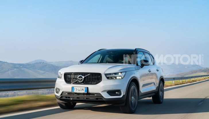 Volvo XC40 Recharge T5 Plug-in Hybrid: motori e prezzi - Foto 21 di 21