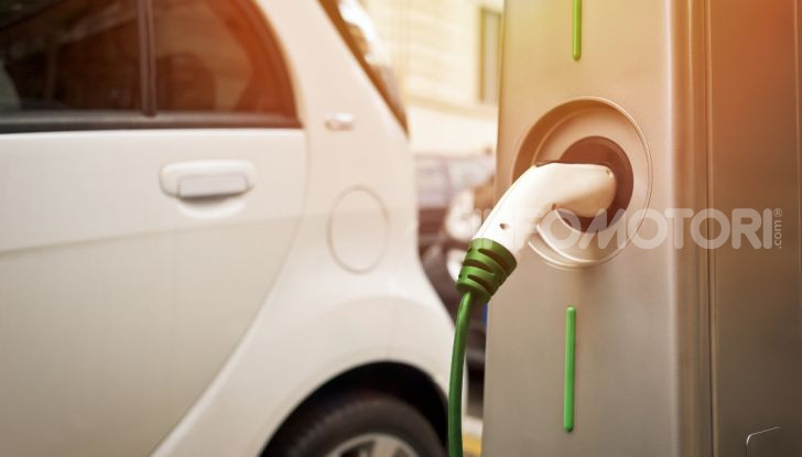 Auto elettrica come si guida