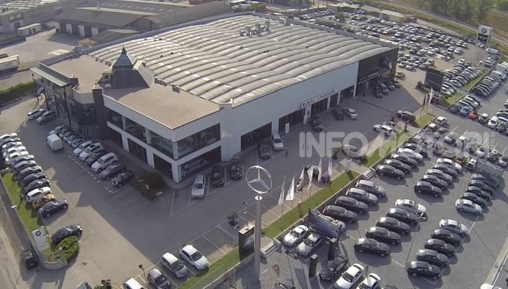 I concessionari auto vogliono riaprire - Foto 5 di 8