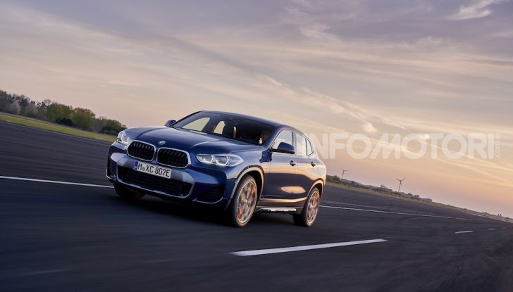 BMW X2 xDrive 25e: la prima Sports Activity Coupé con motore ibrido plug-in - Foto 15 di 34