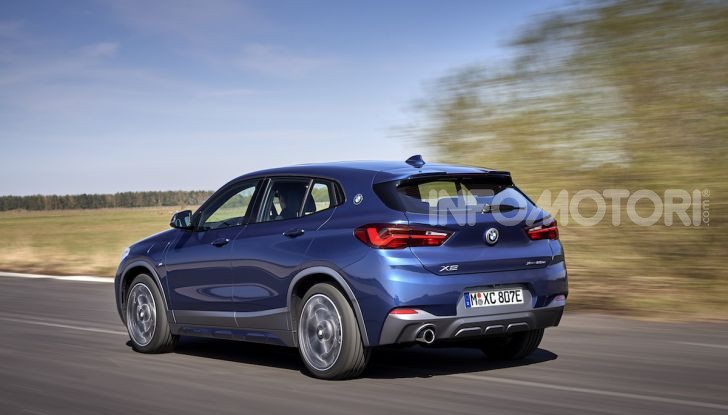 BMW X2 xDrive 25e: la prima Sports Activity Coupé con motore ibrido plug-in - Foto 18 di 34