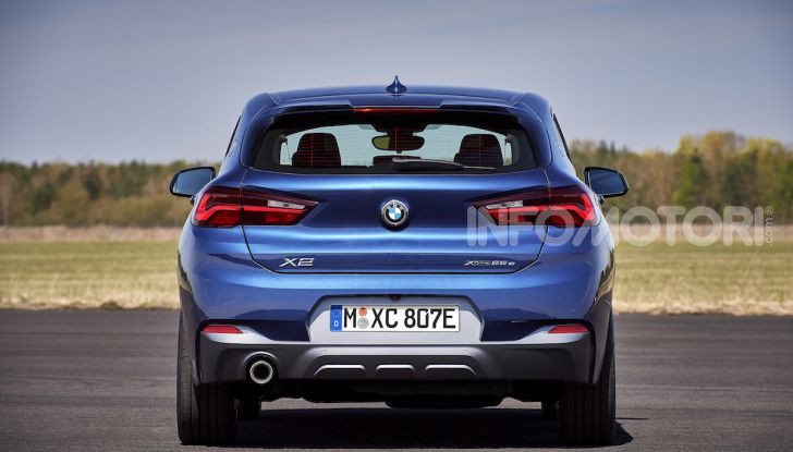 BMW X2 xDrive 25e: la prima Sports Activity Coupé con motore ibrido plug-in - Foto 21 di 34