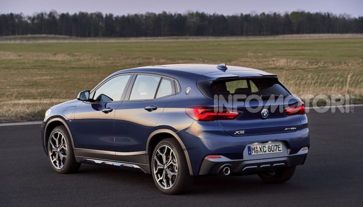 BMW X2 xDrive 25e: la prima Sports Activity Coupé con motore ibrido plug-in - Foto 32 di 34