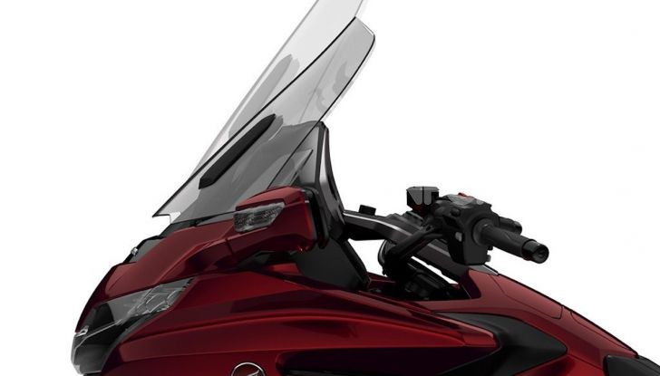 Honda GL1800 Gold Wing 2020: Android Auto affianca il sistema Apple Car Play - Foto 14 di 19