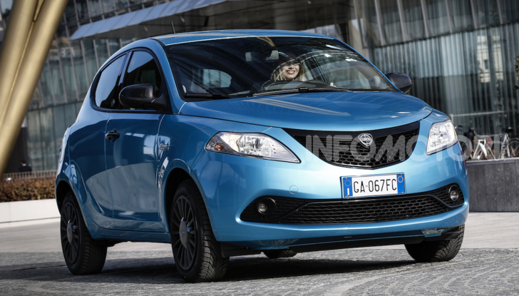 Lancia Ypsilon MY2021: da 9.200 Euro nella versione Ecochic Hybrid - Foto 2 di 8