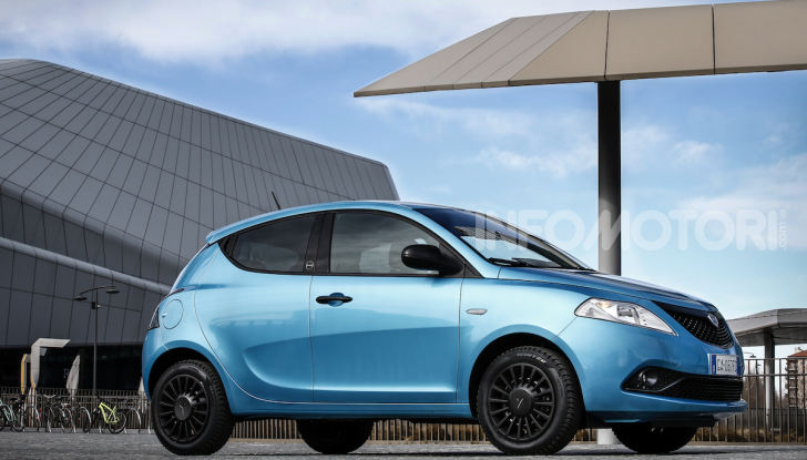 Lancia Ypsilon MY2021: da 9.200 Euro nella versione Ecochic Hybrid - Foto 4 di 8