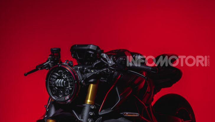 A giugno parte la produzione della MV Agusta Rush 1000 - Foto 10 di 10