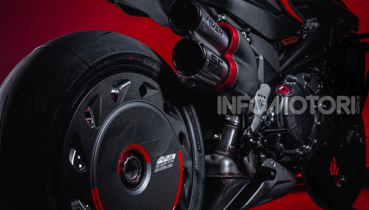 A giugno parte la produzione della MV Agusta Rush 1000 - Foto 6 di 10
