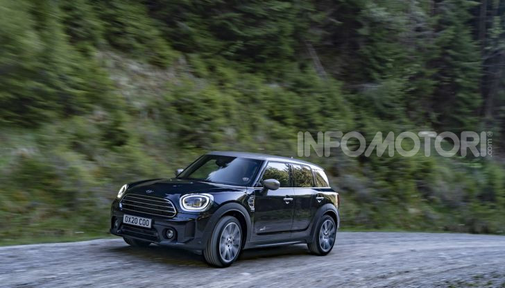 Mini Countryman 2020: motorizzazioni Euro 6D e tanta tecnologia - Foto 2 di 23