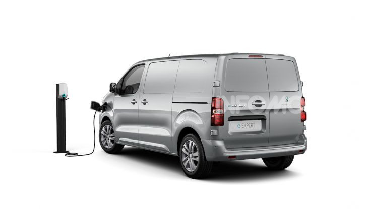 Peugeot e-Expert: elettrico, capiente e potente - Foto 3 di 21
